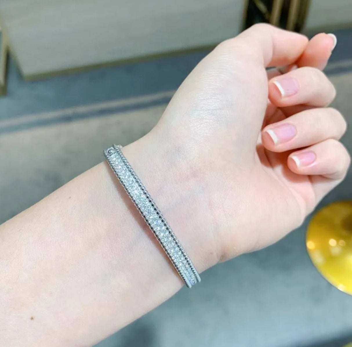 Single Row Bangle