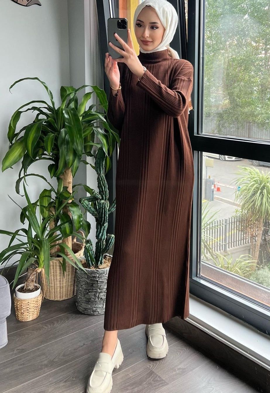 Hira Knitted Maxi Dress /Abaya