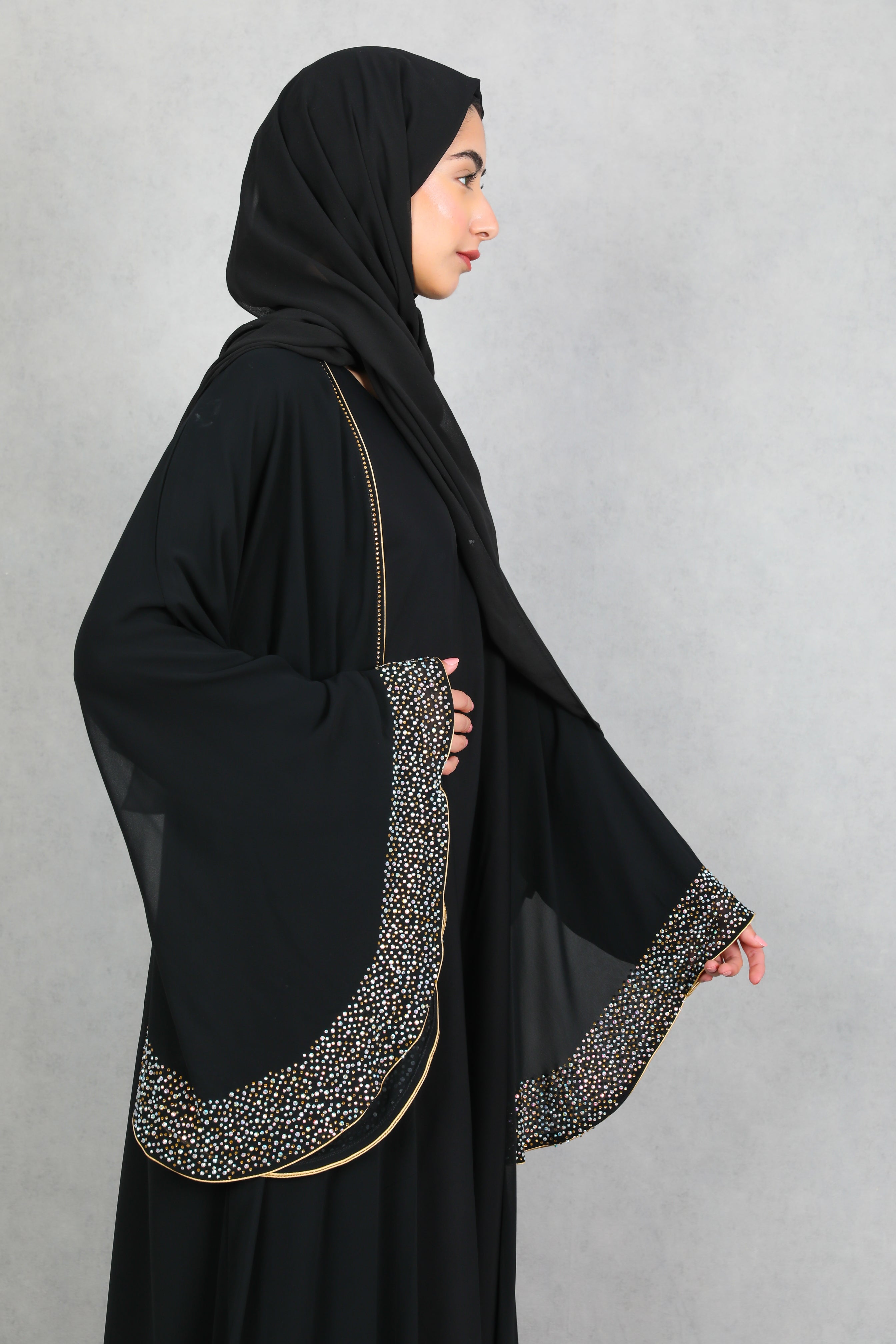 Hadiya 4 Piece Abaya