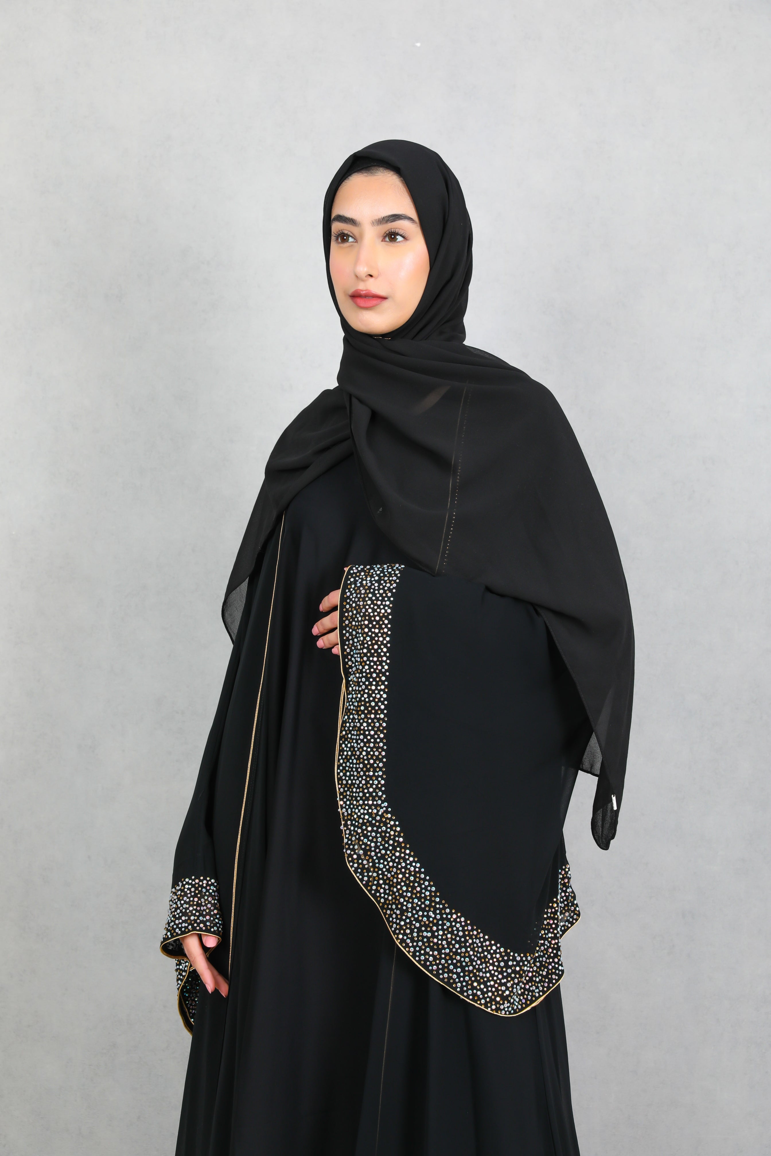 Hadiya 4 Piece Abaya