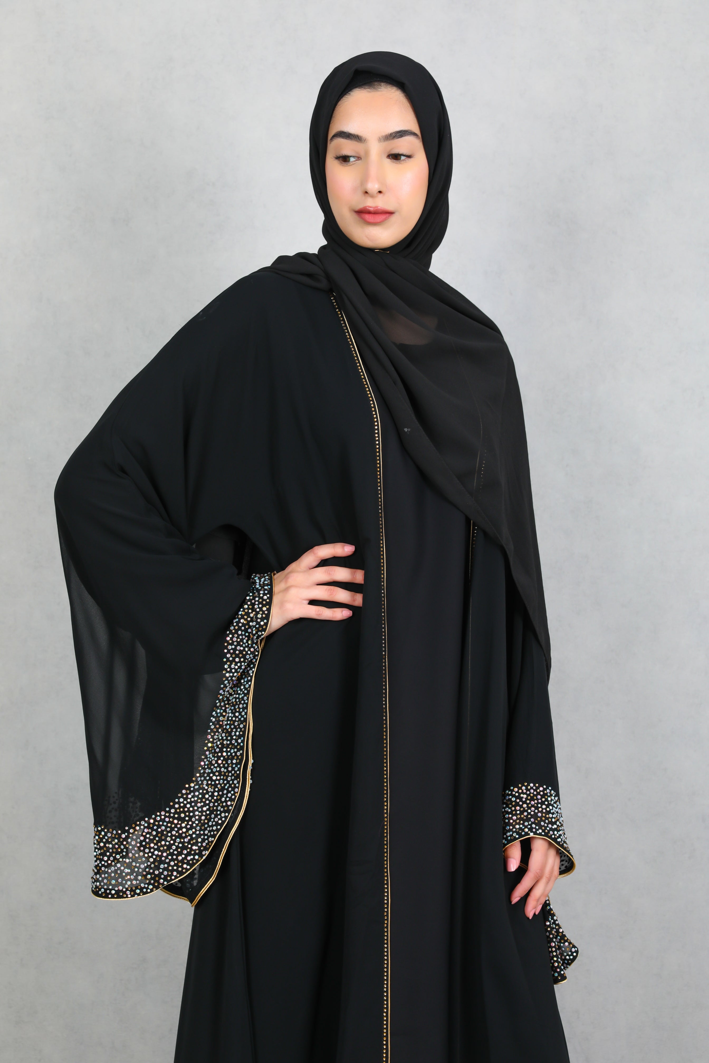 Hadiya 4 Piece Abaya