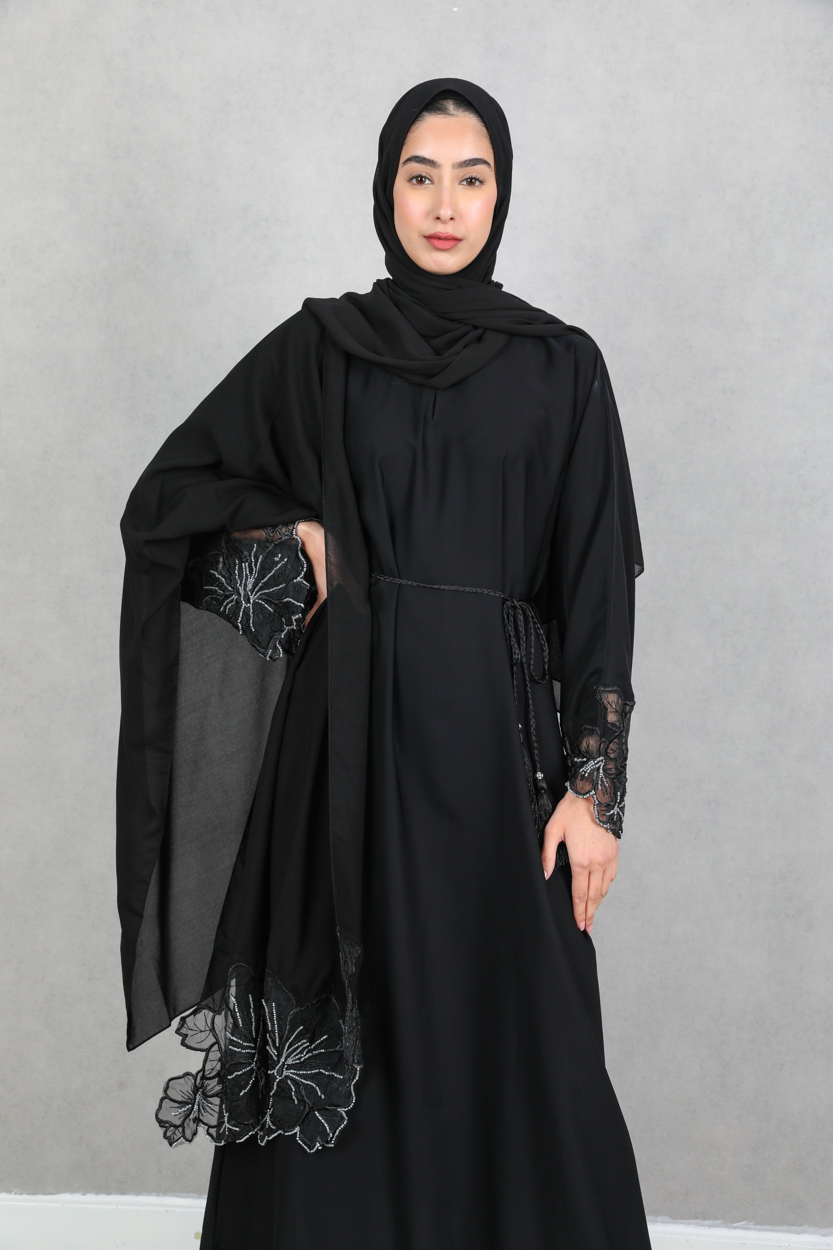 Ammarah Lace Detail Abaya